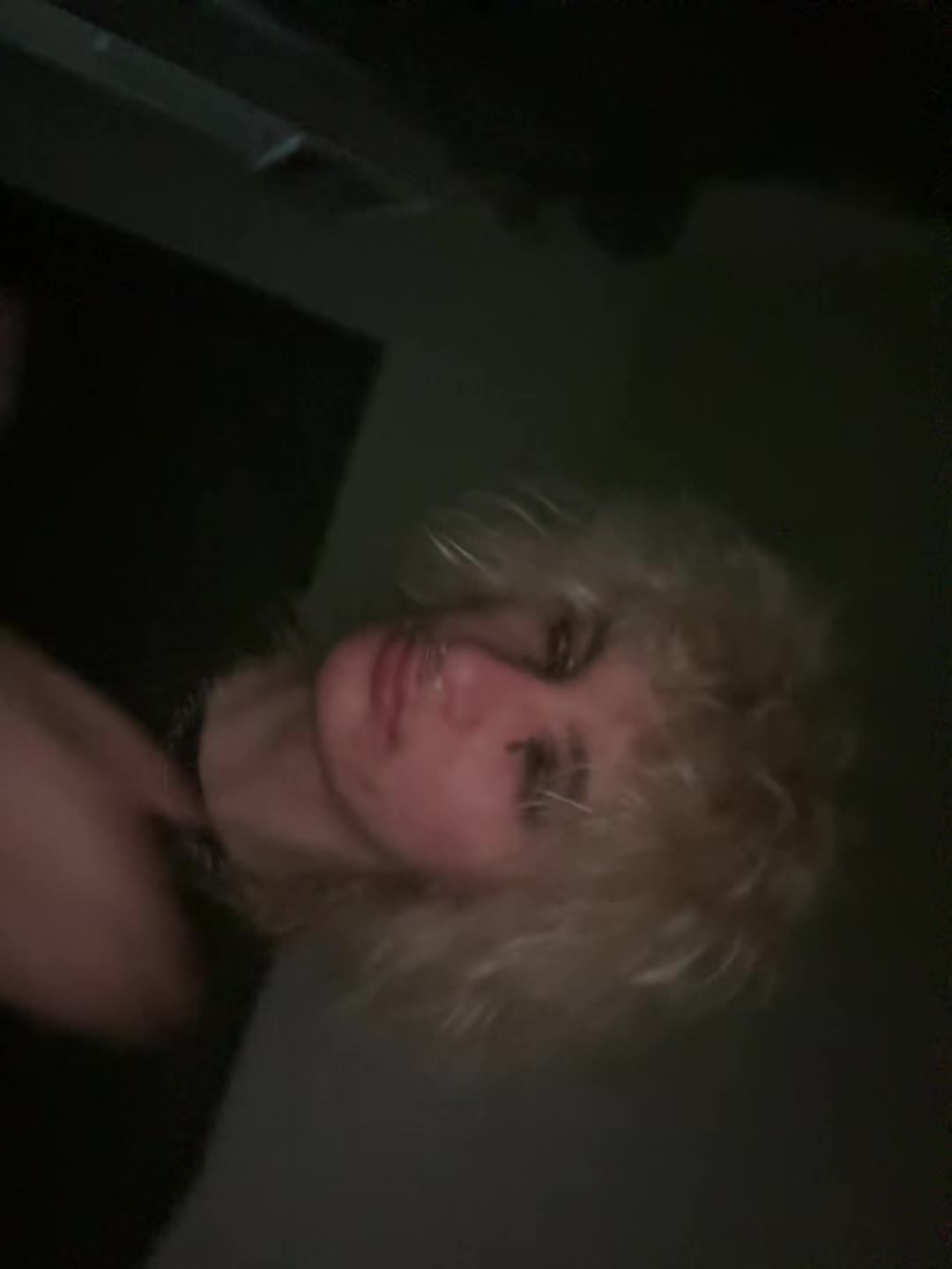 @❉