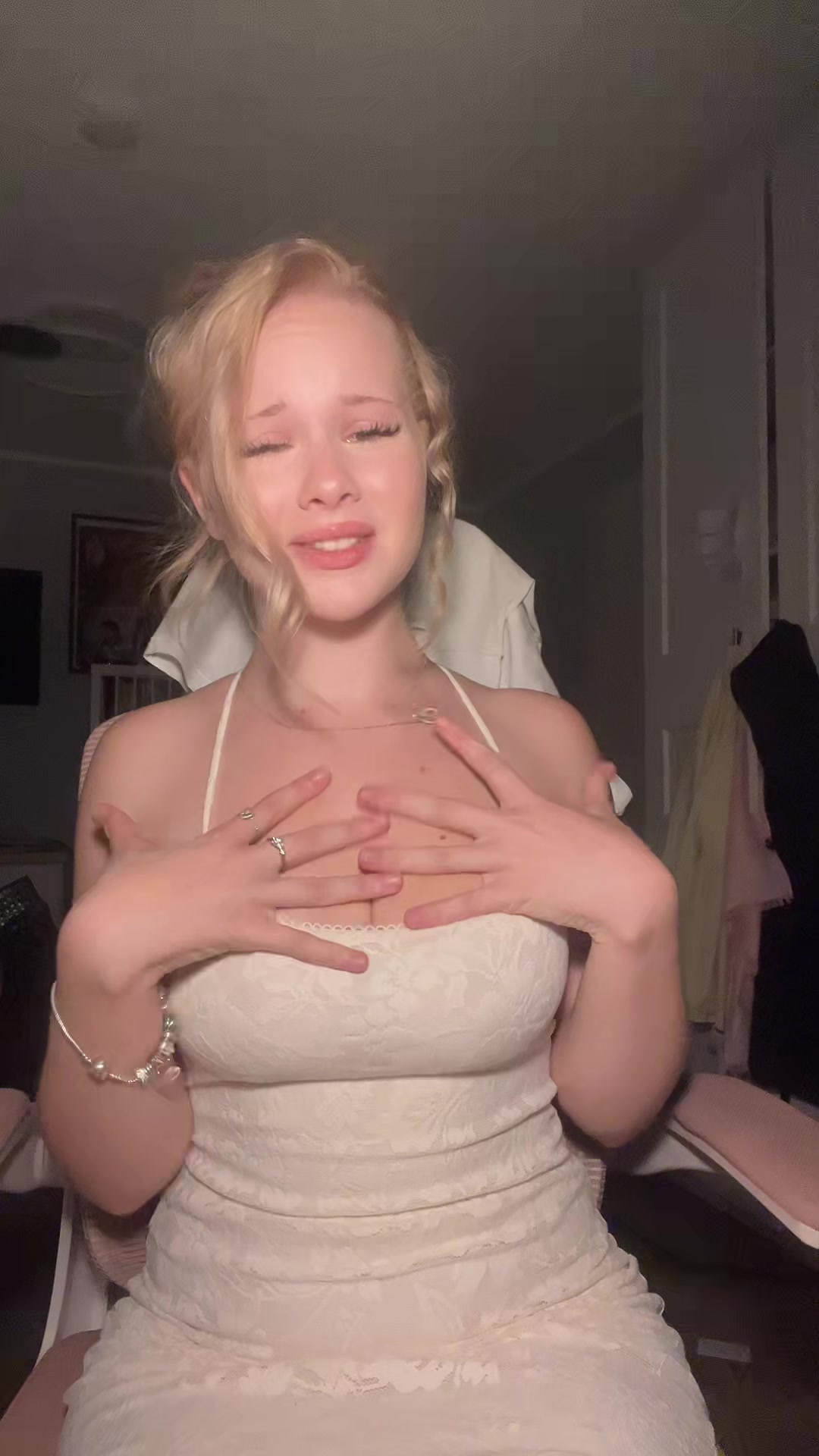 @Laura