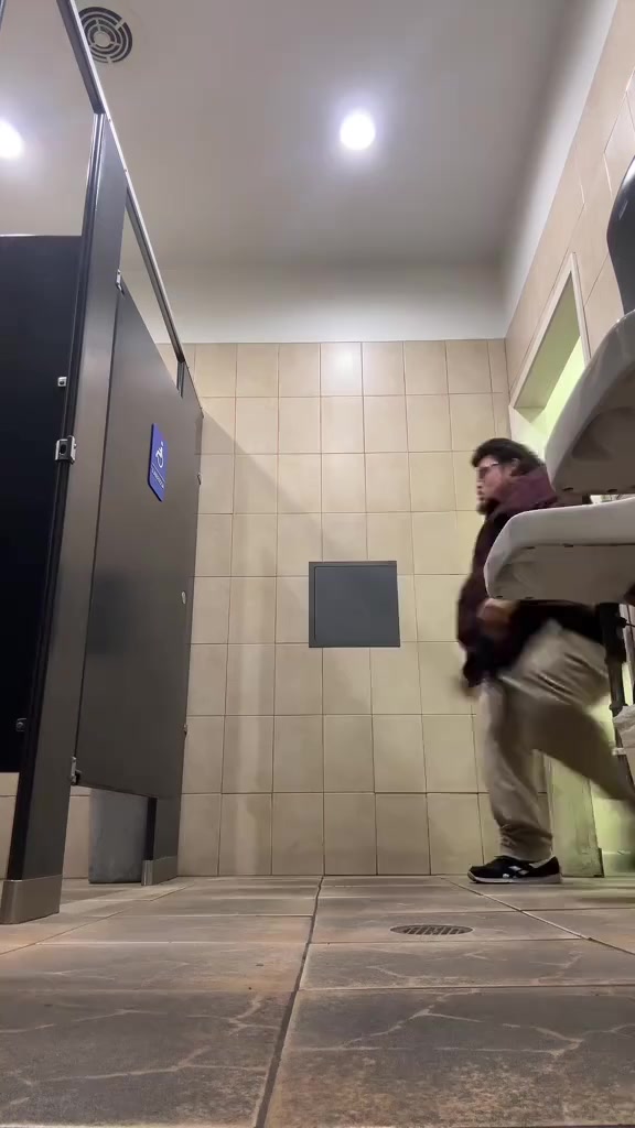 @Angel Lomeli