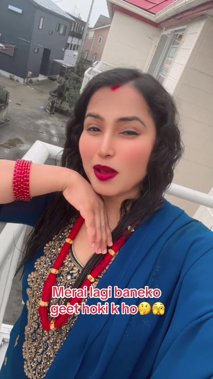 @Sanbhi❤️mom🎌