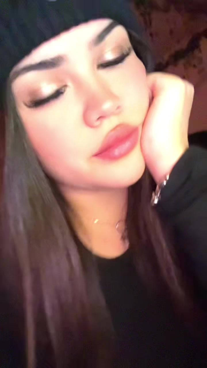 @zahrajadyn