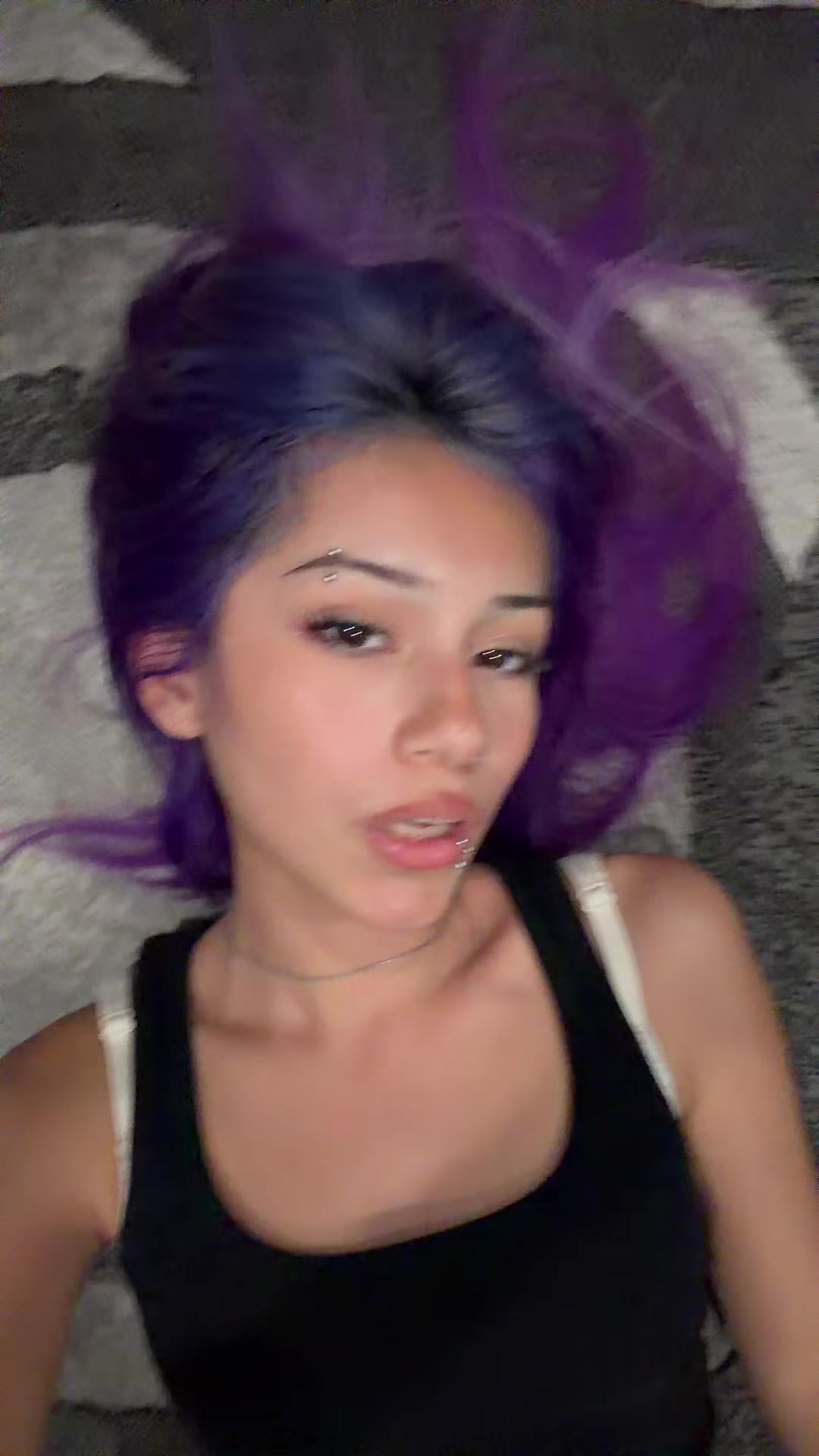 @️