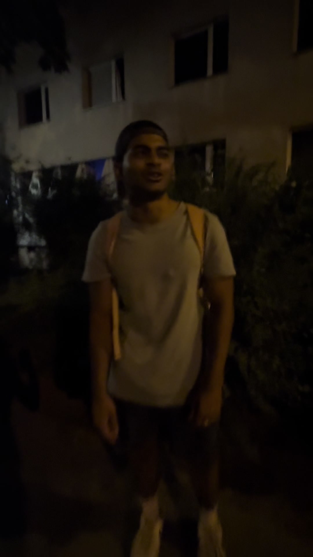 @vee