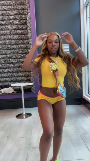 @IAmForeignnDiamondd