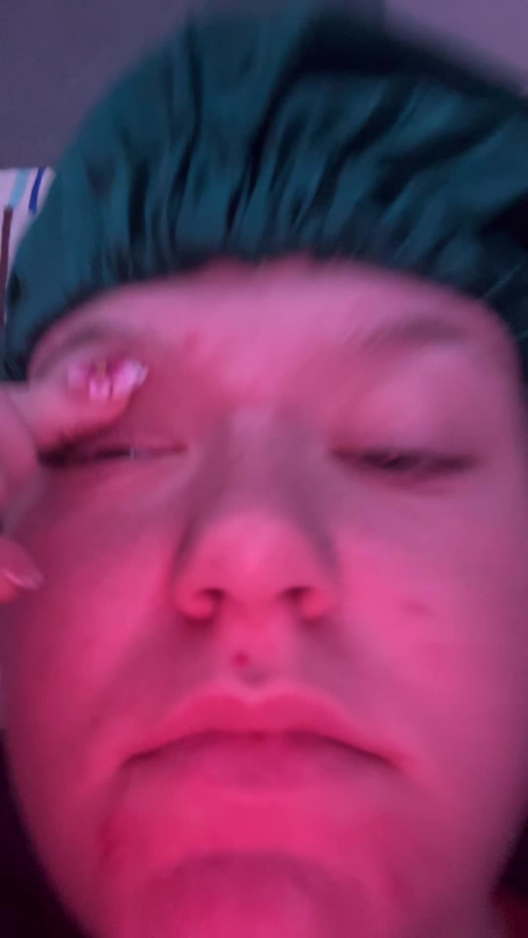 @Tess😘🥱