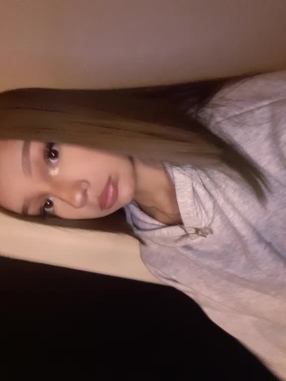 @⋆˚࿔sofie𝜗𝜚˚