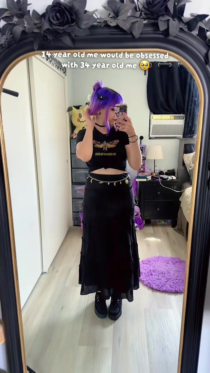 @creepyplum