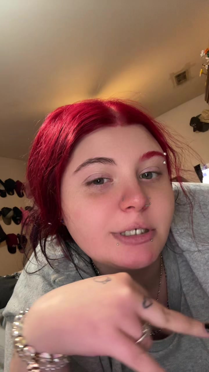 @️