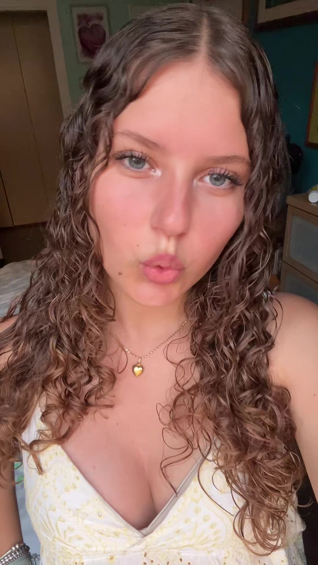 @★