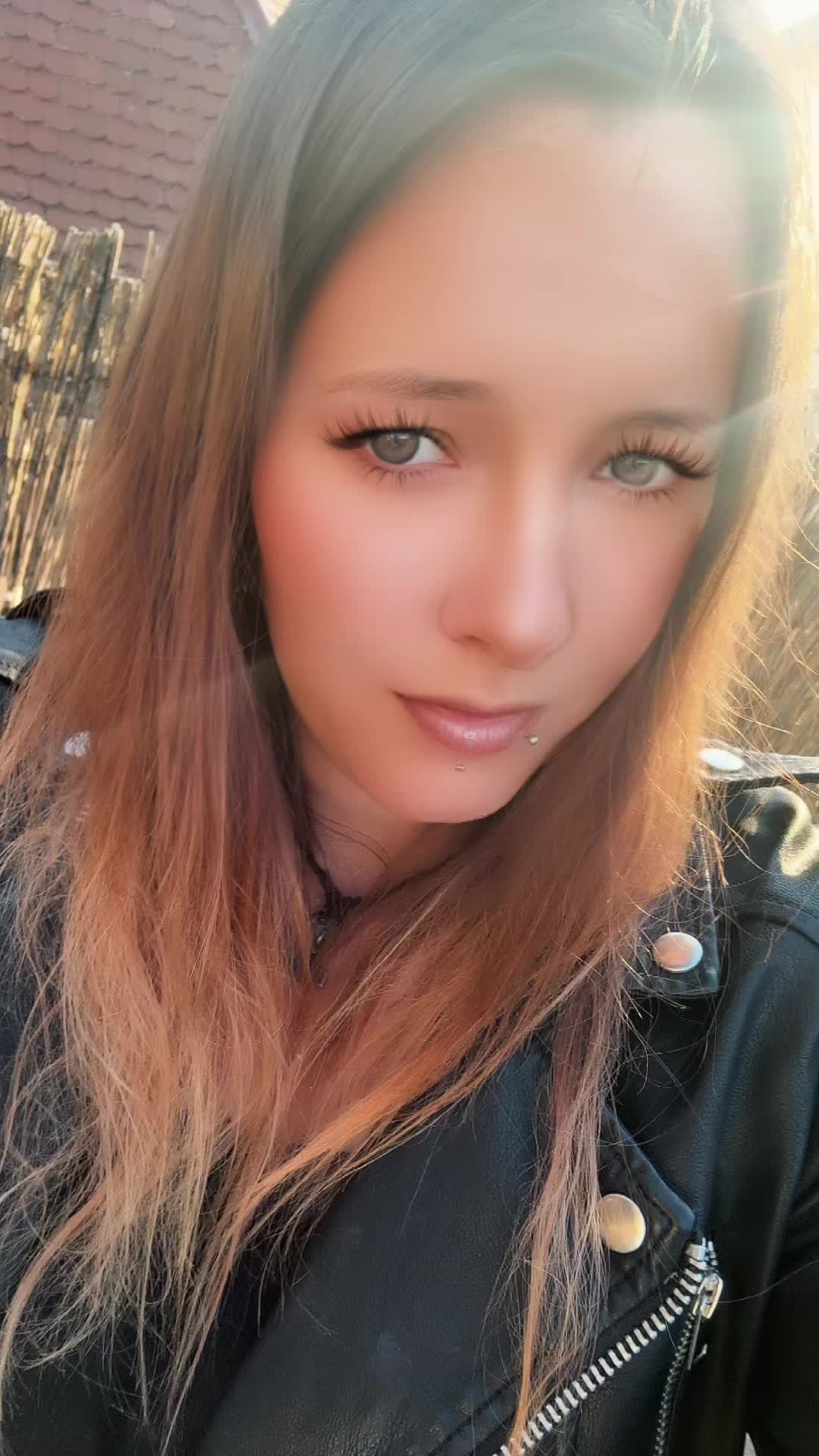 @🔥𝓑𝓪𝓫𝔂𝓰𝓲𝓻𝓵🔥