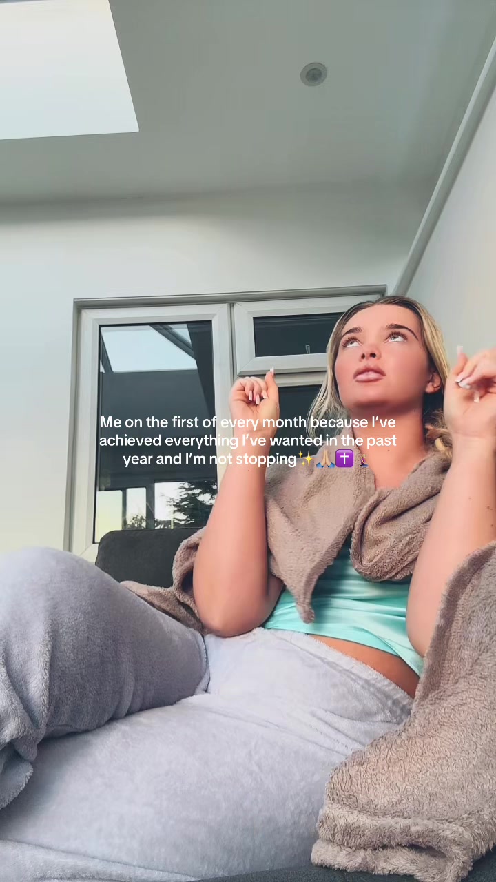 @Jessica-Lily x