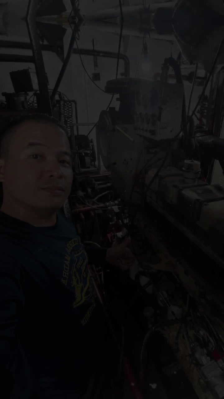 @Dhong Koy 👨&zwj;🔧🚢⚓🇵🇭