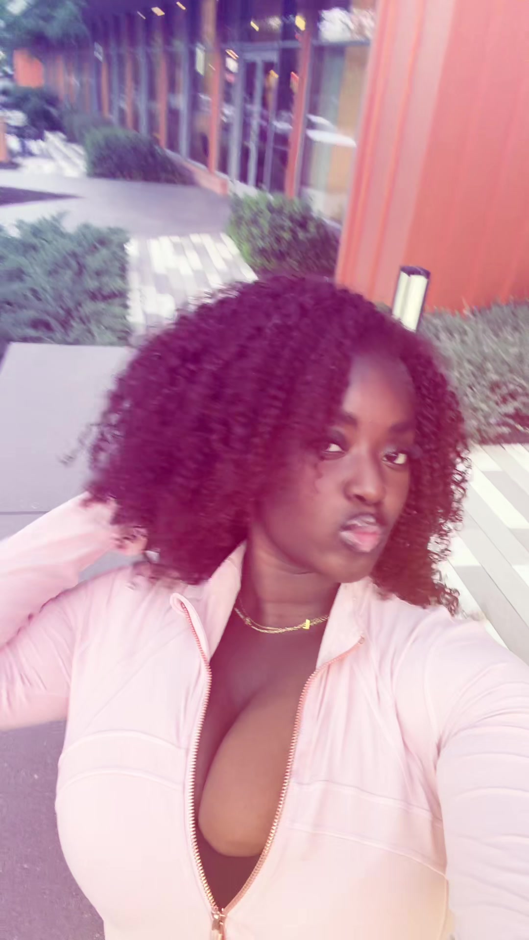 @darkskinhottie