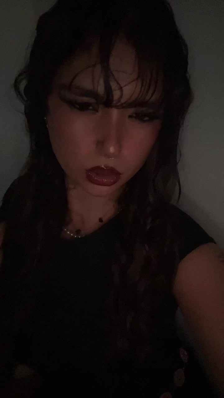 @𝑱𝒂𝒅𝒆🦢