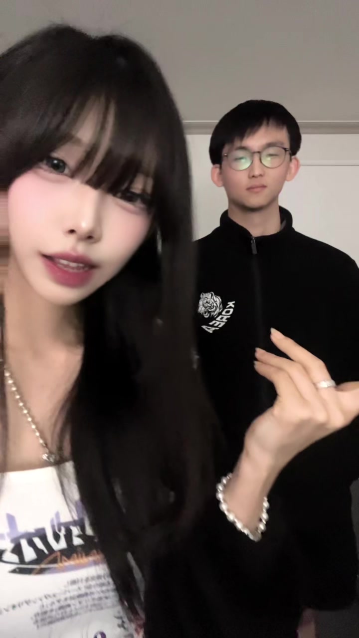 @☠️고양이집착녀☠️