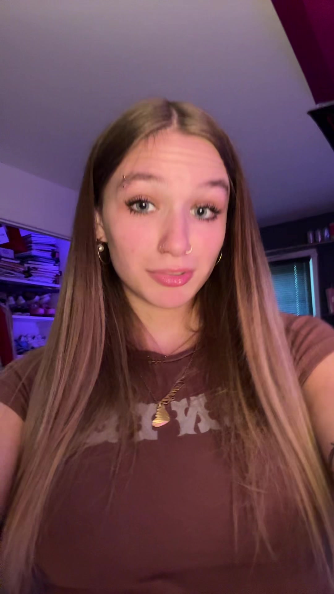@Cam🕷️