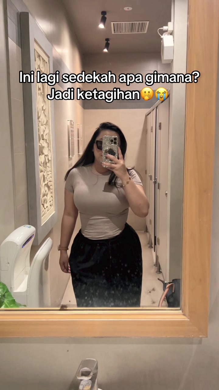 @riasandinii