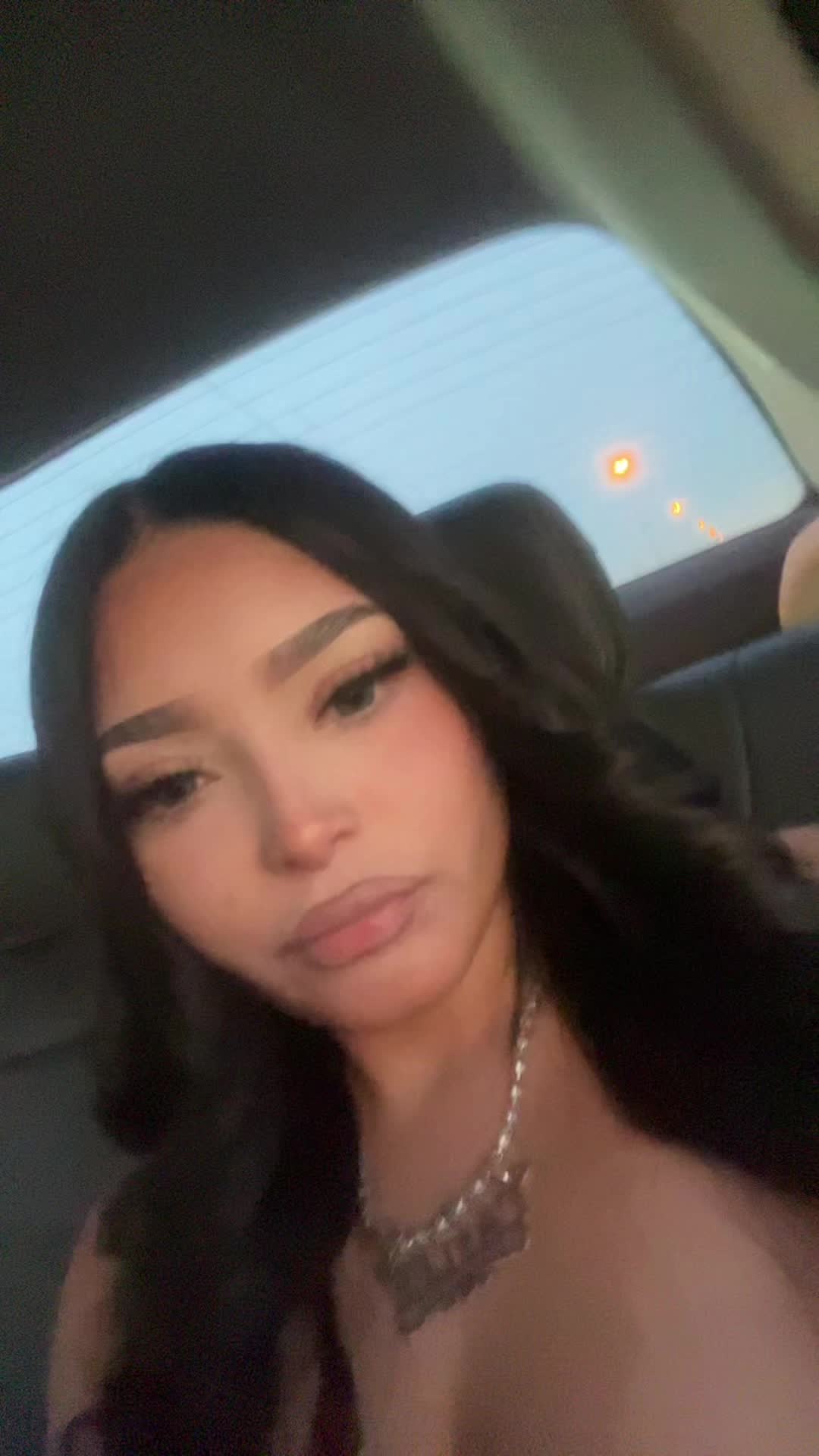 @𝒞