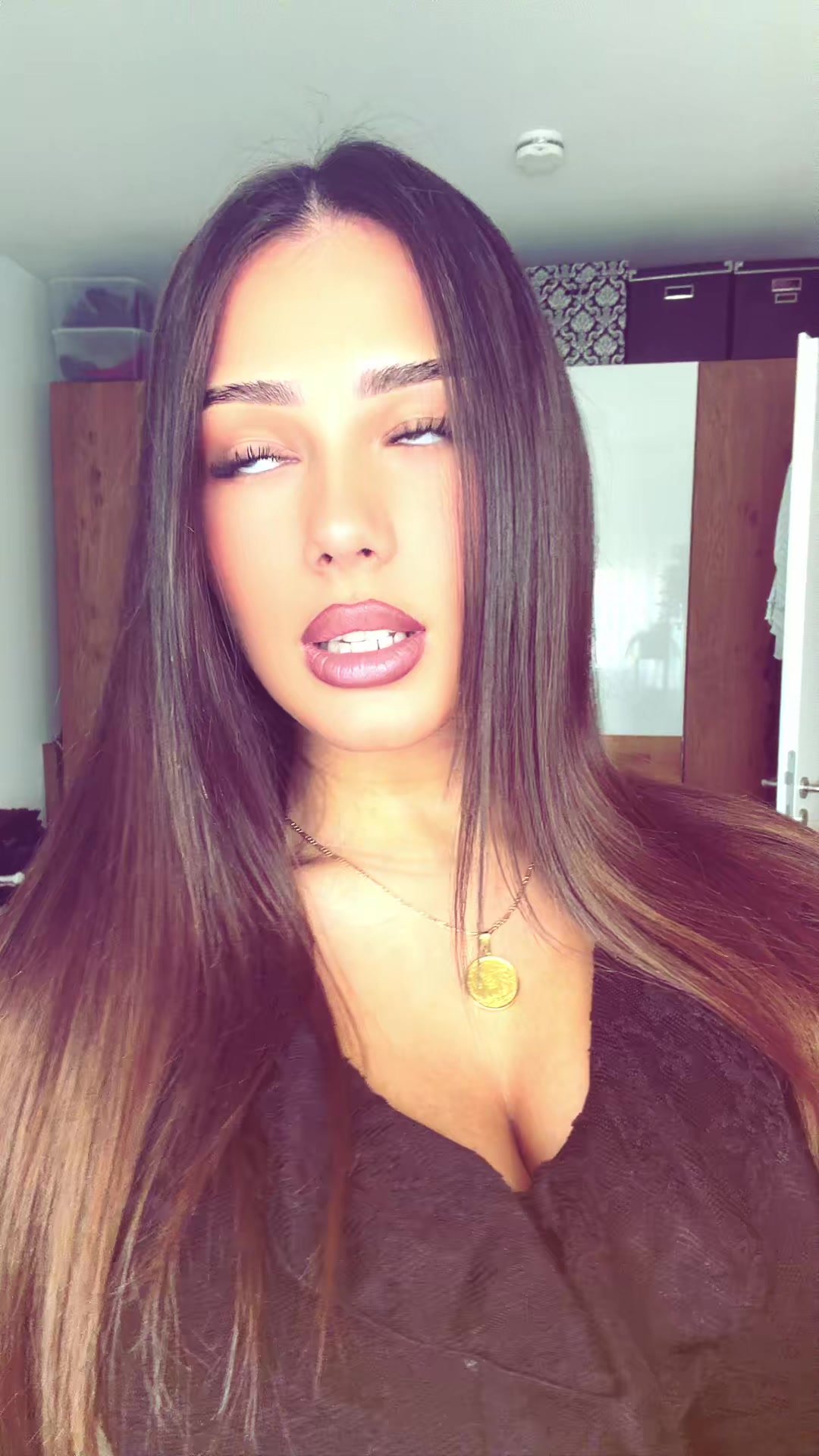 @elina