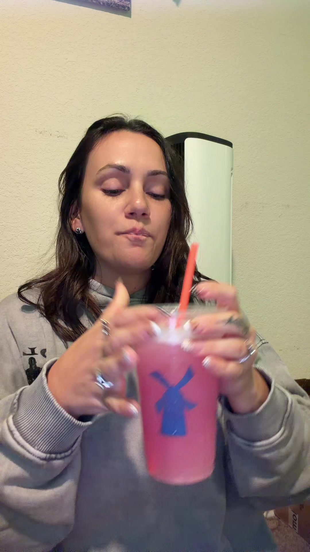 @Lizabeth_