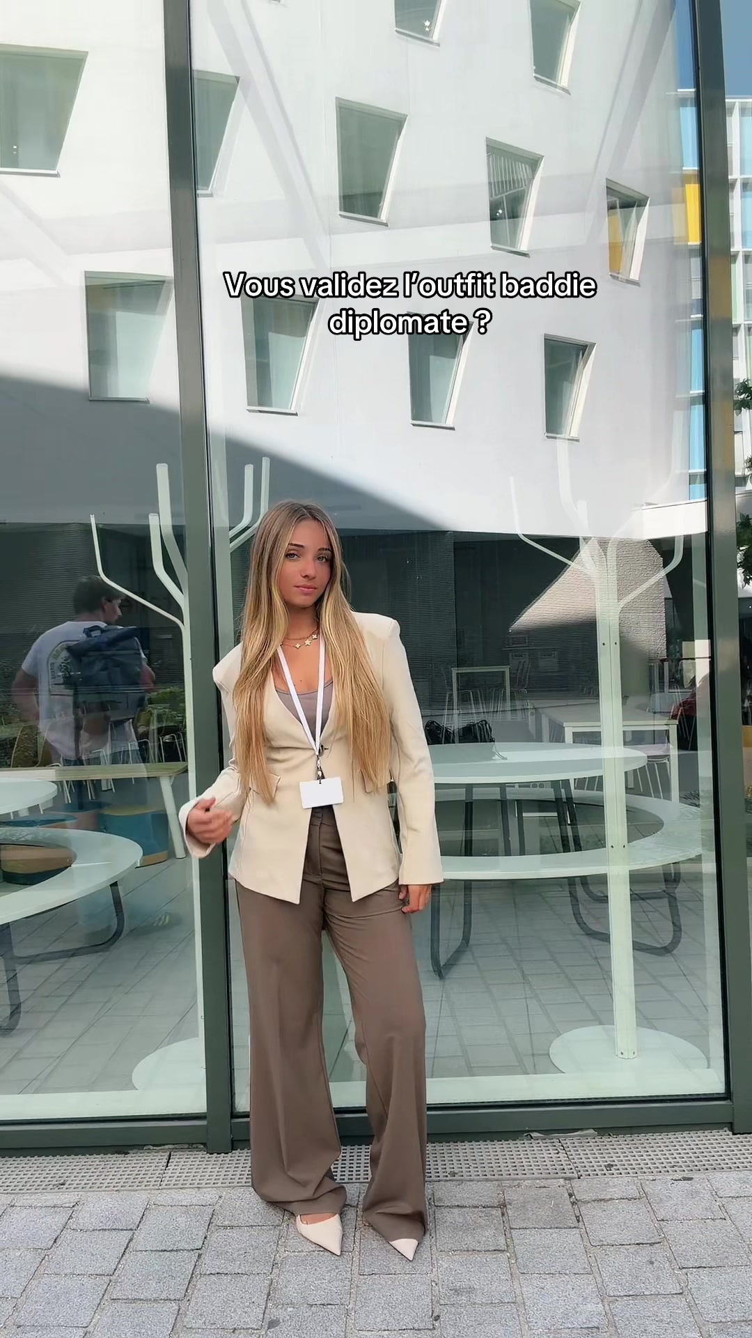@odélia