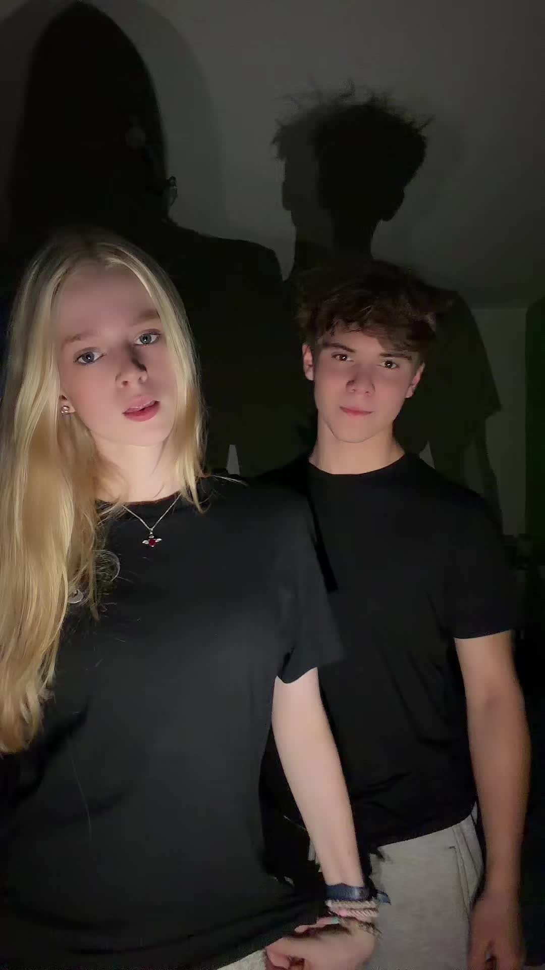 @𝓁𝒾𝓋𝒾 🎀
