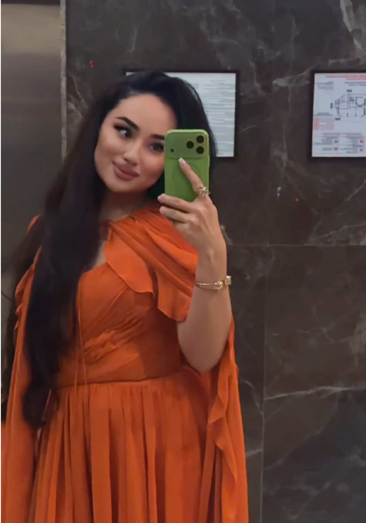 @🎤💜ANARA BATYRKHAN™️