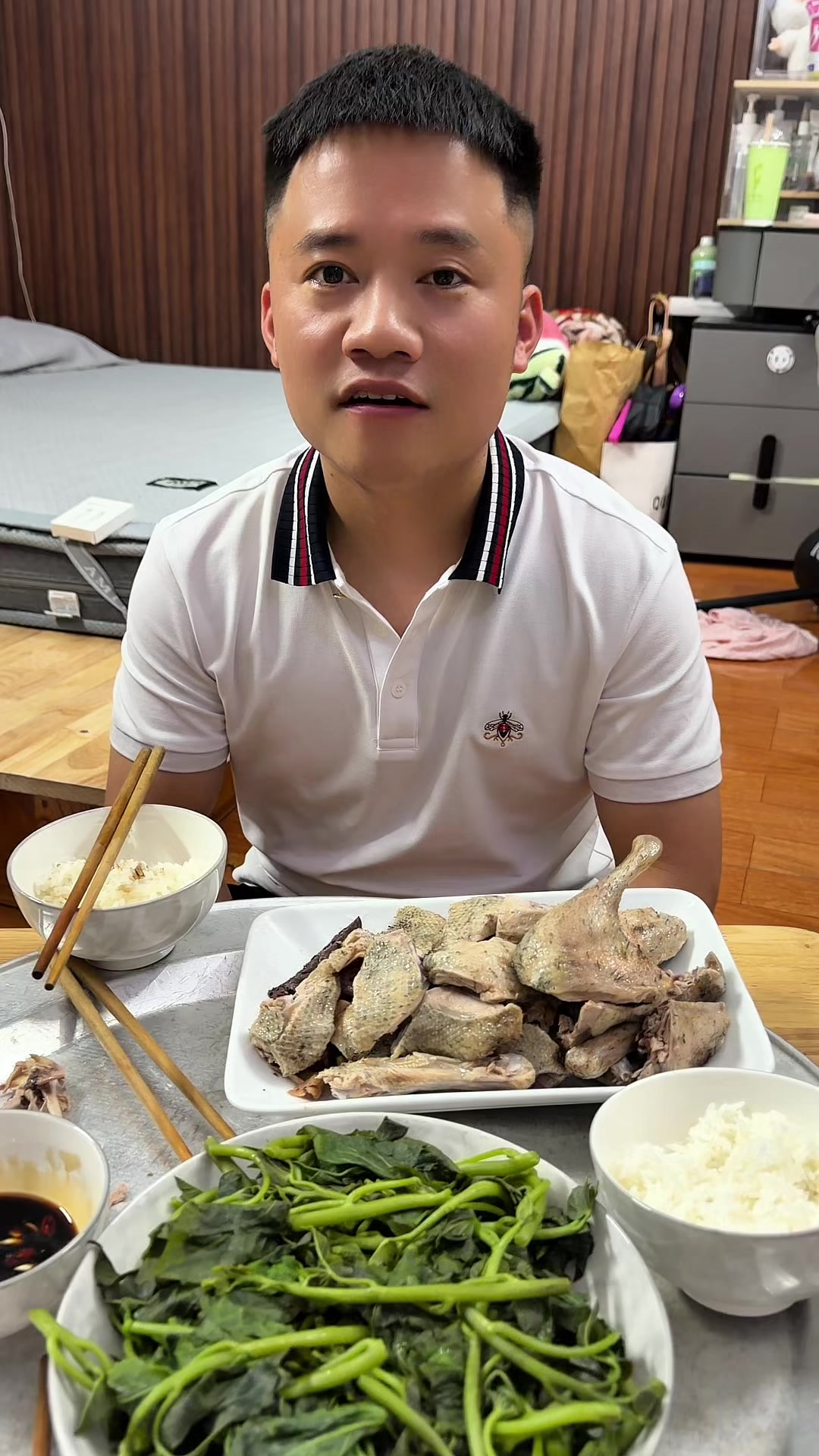 @Nguyễn Văn Hậu (Hậu Troll)