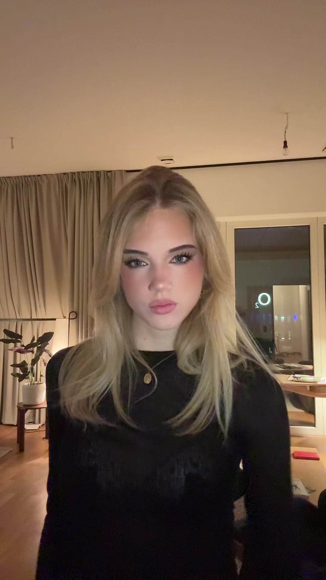 @Karlotta