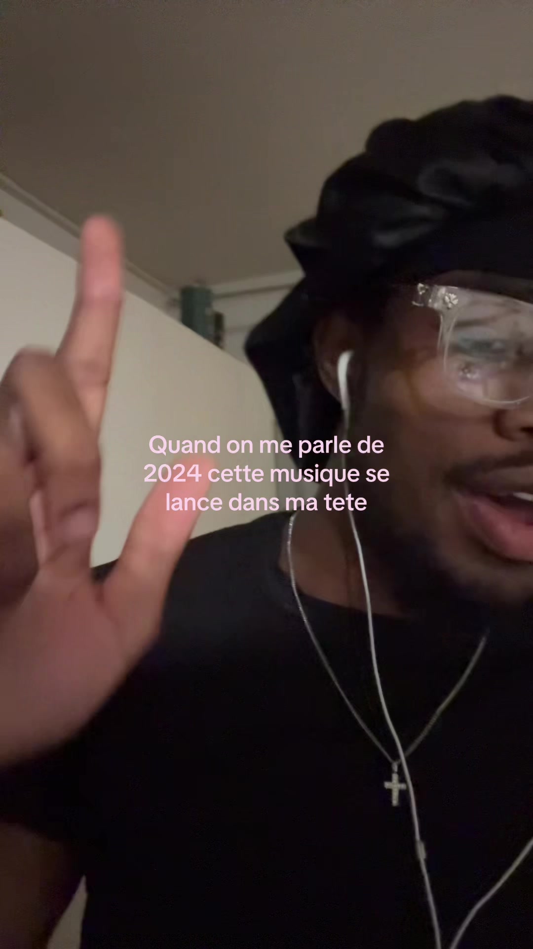 @theonethelov3R