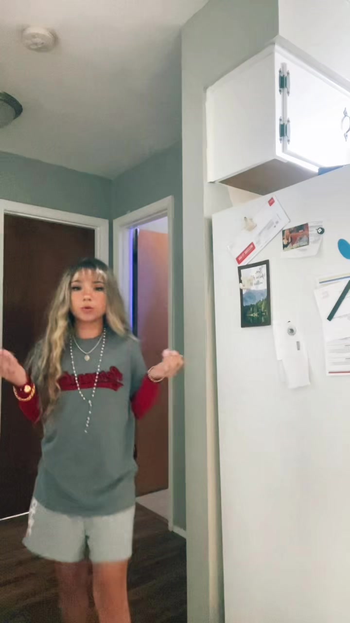@Lexi Jean 🪽