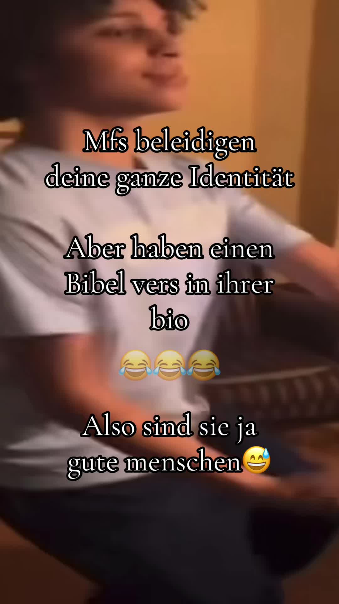 @⃟