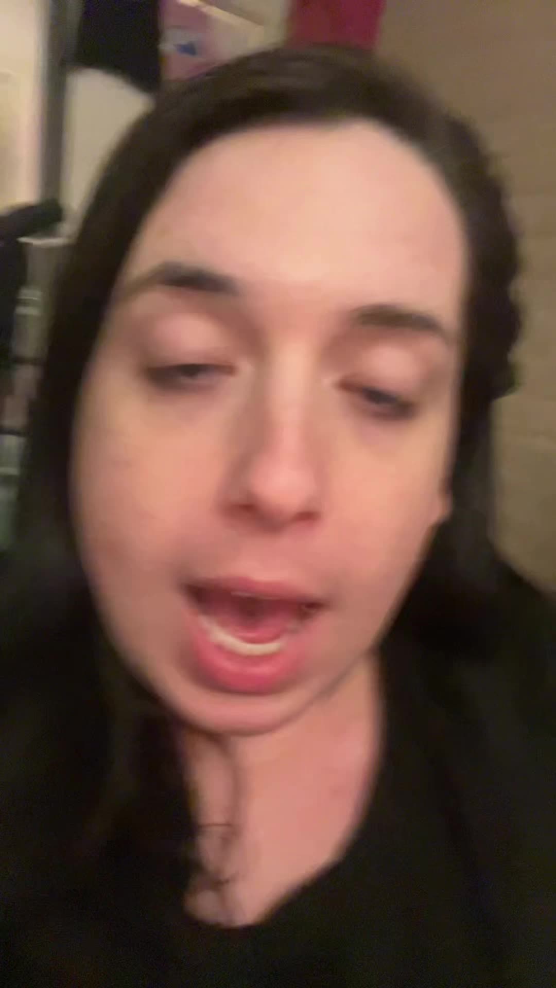 @nicole