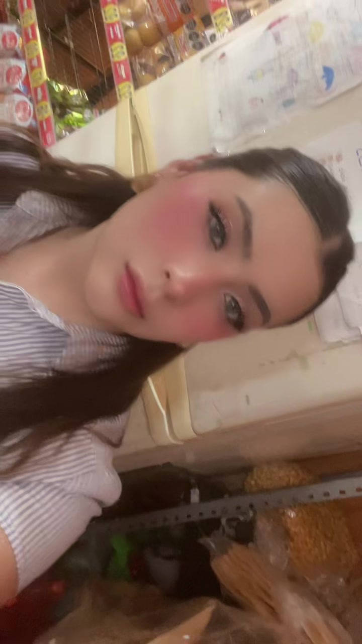 @Esmeh