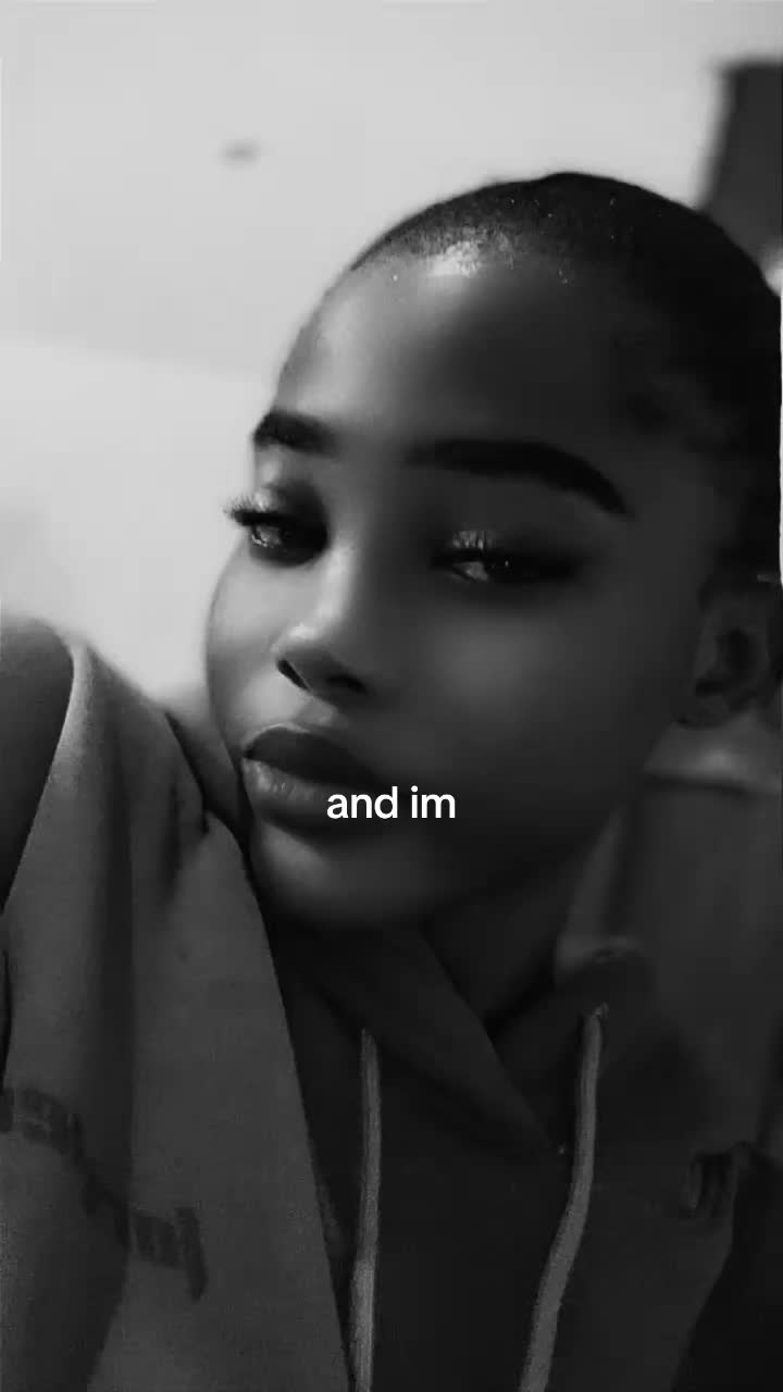 @Adeshola🌸💜⁷