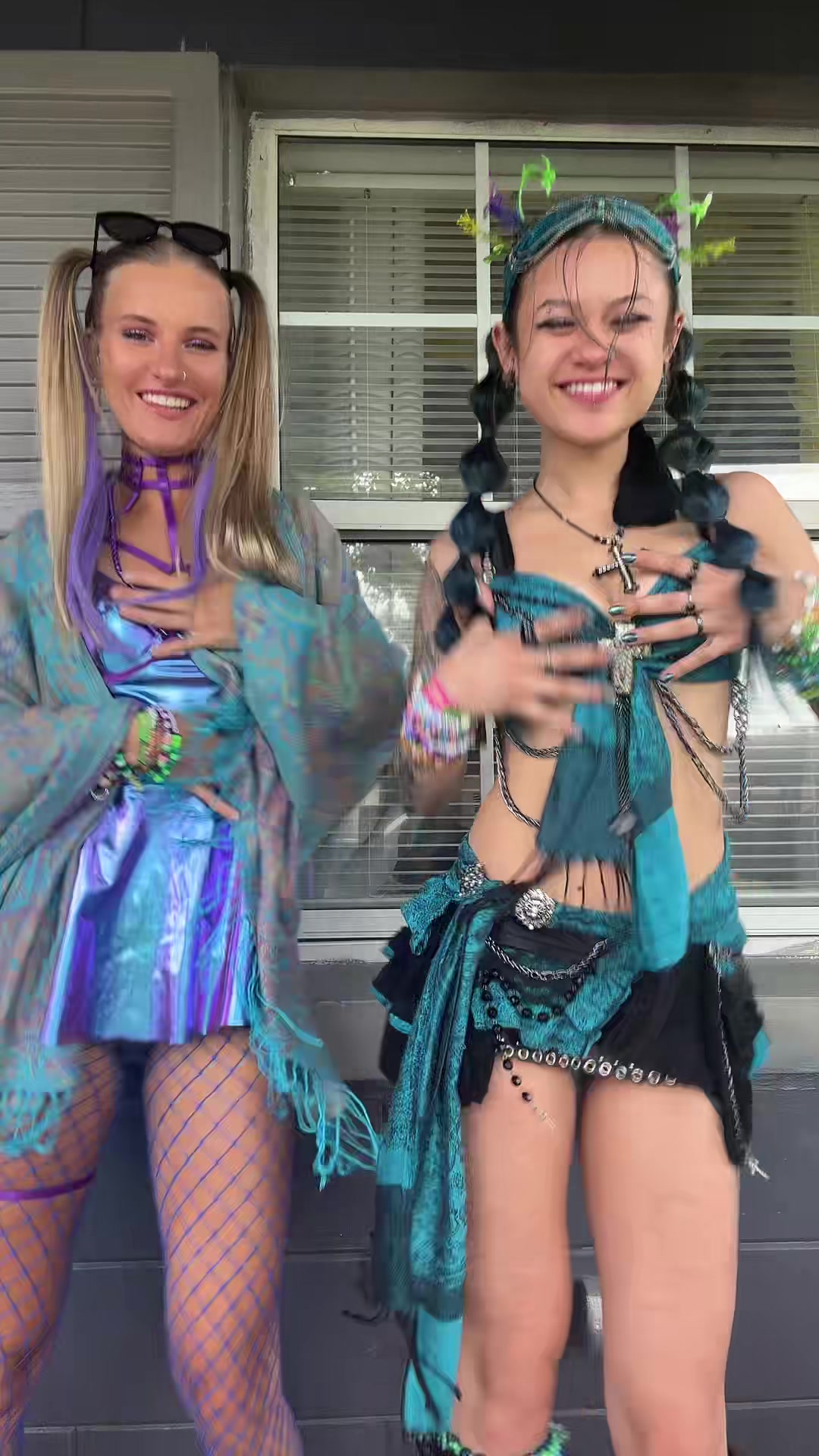 @GG