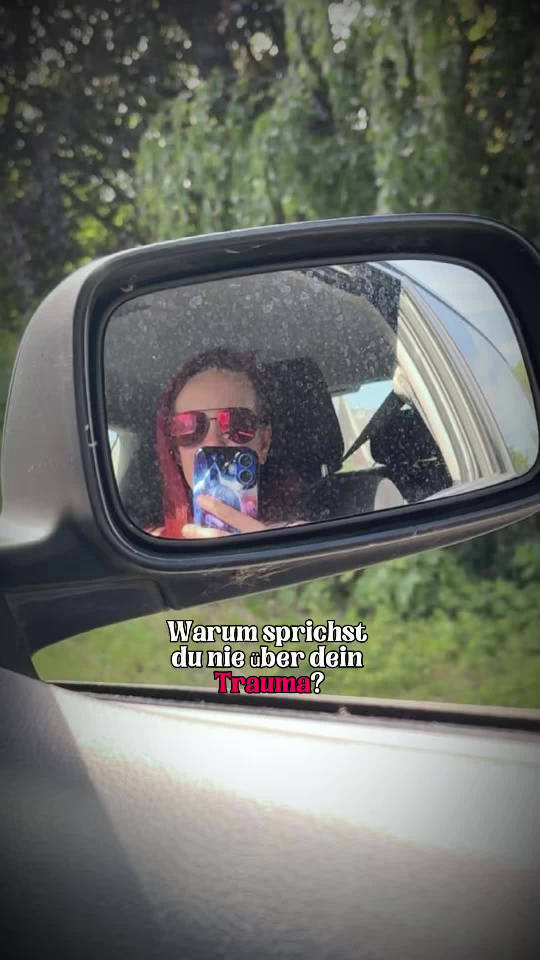 @Queenperli 🏳️&zwj;🌈
