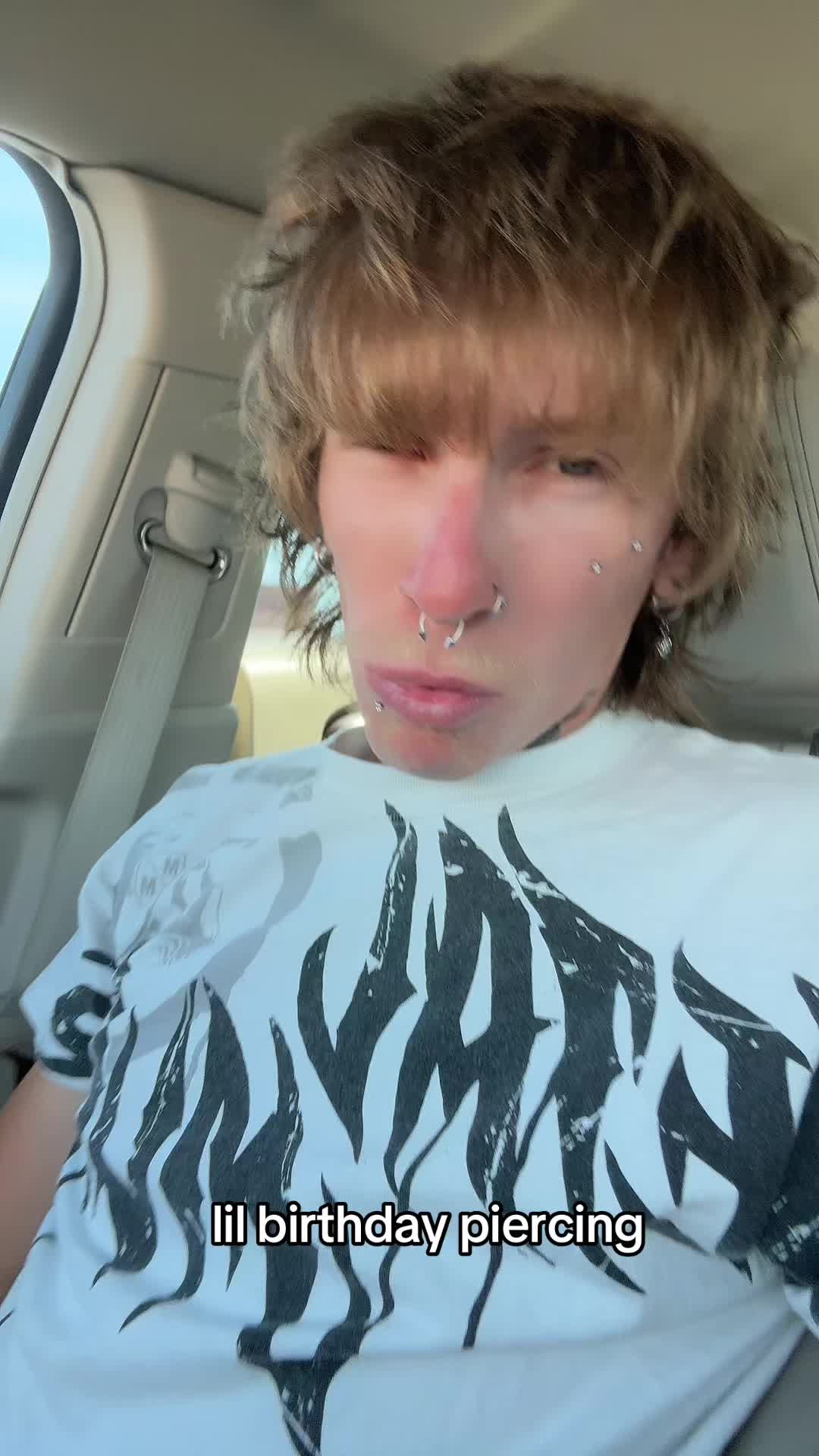 @Kitten_slayer02