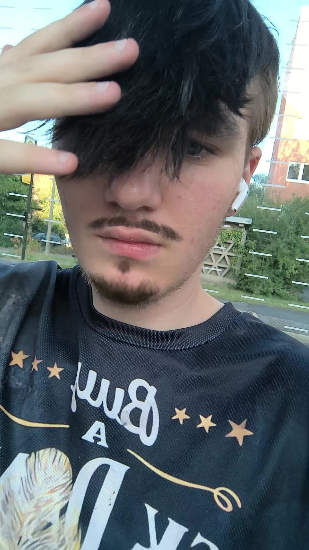 @🎱