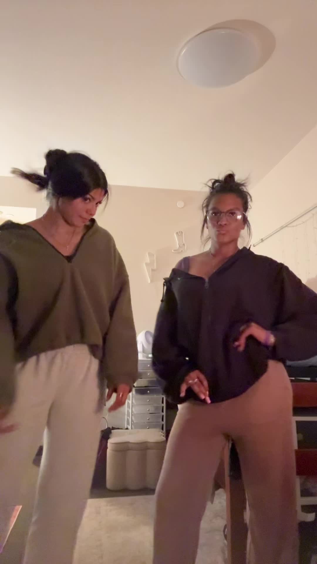 @anneisocool