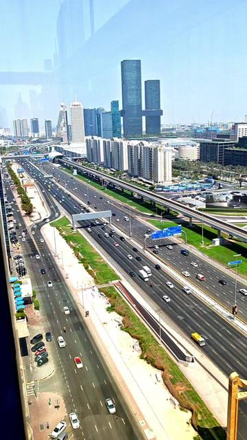 @dubai