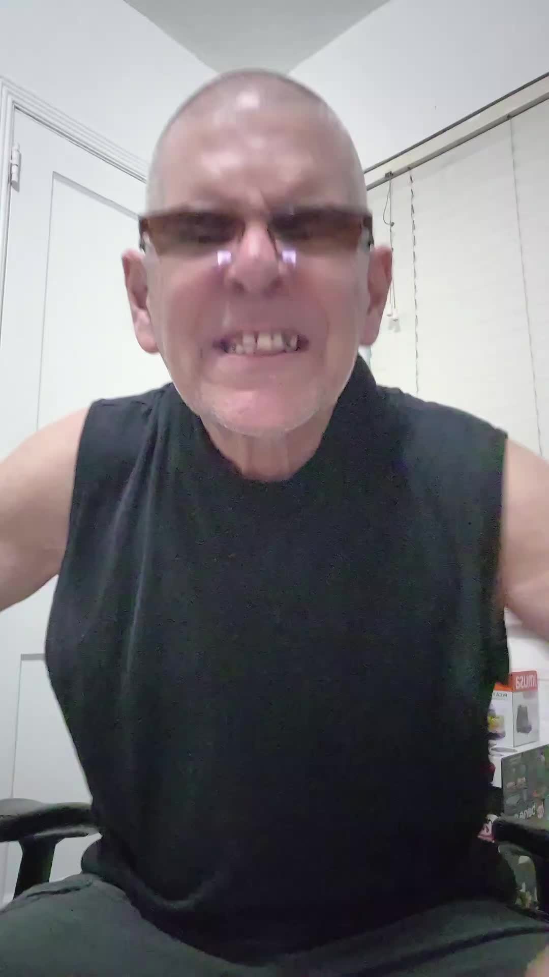 @_el_abuelo_del_trap_oficial_