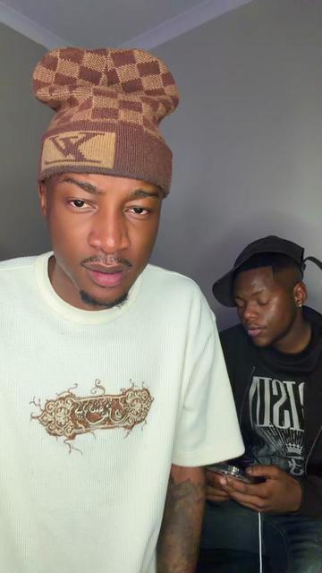 @nandipha808_
