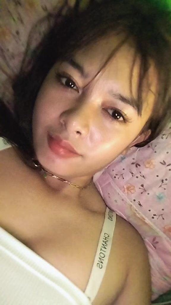 @Yashi ur Gf.