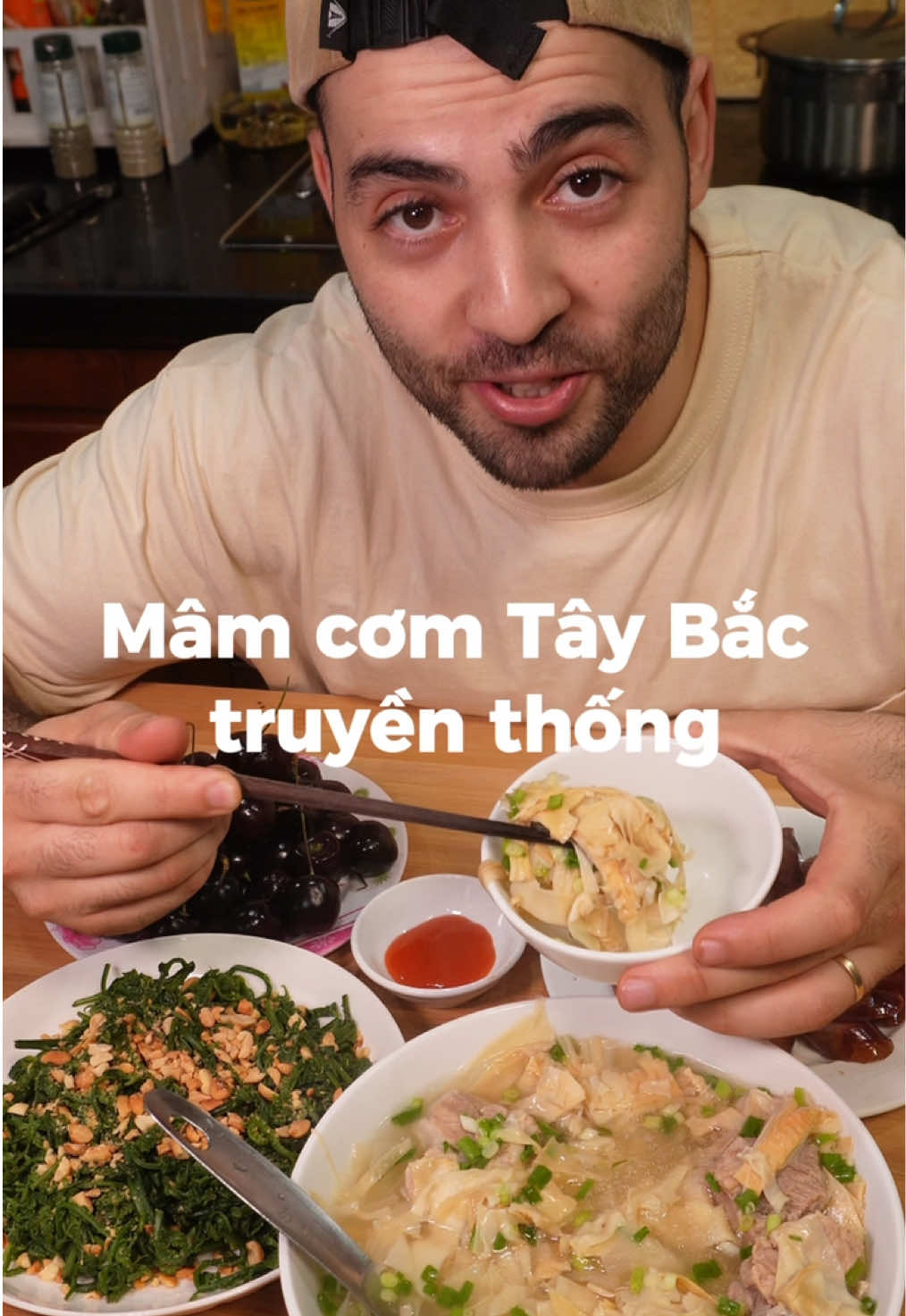 @Hamza ăn g&igrave;?