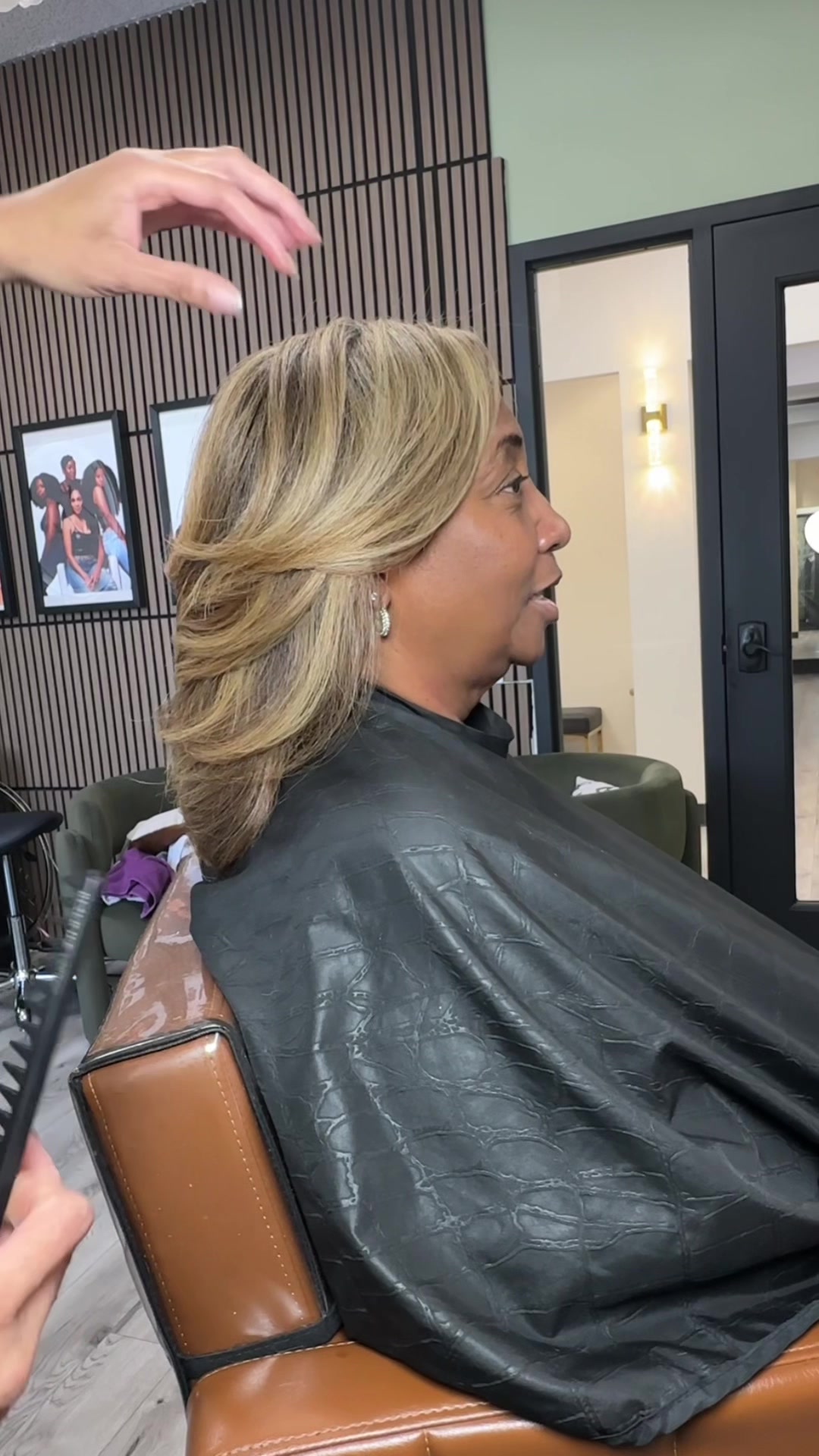 @TrueEssence_BeautyLounge