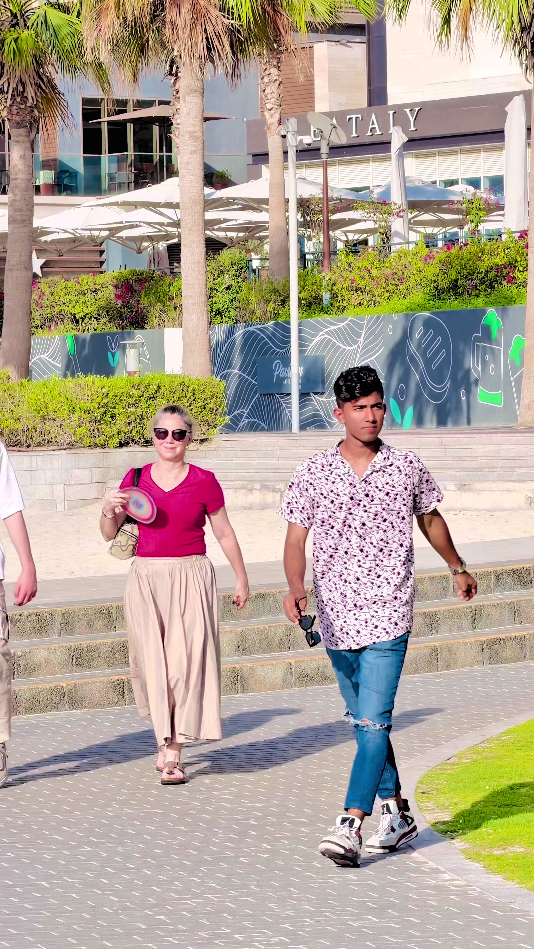 @🔥 R O B I N 🦋 🇦🇪