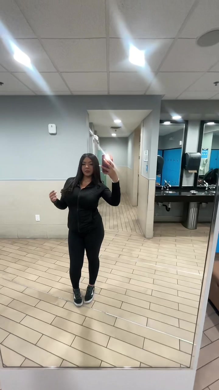 @s1mp4seniaa