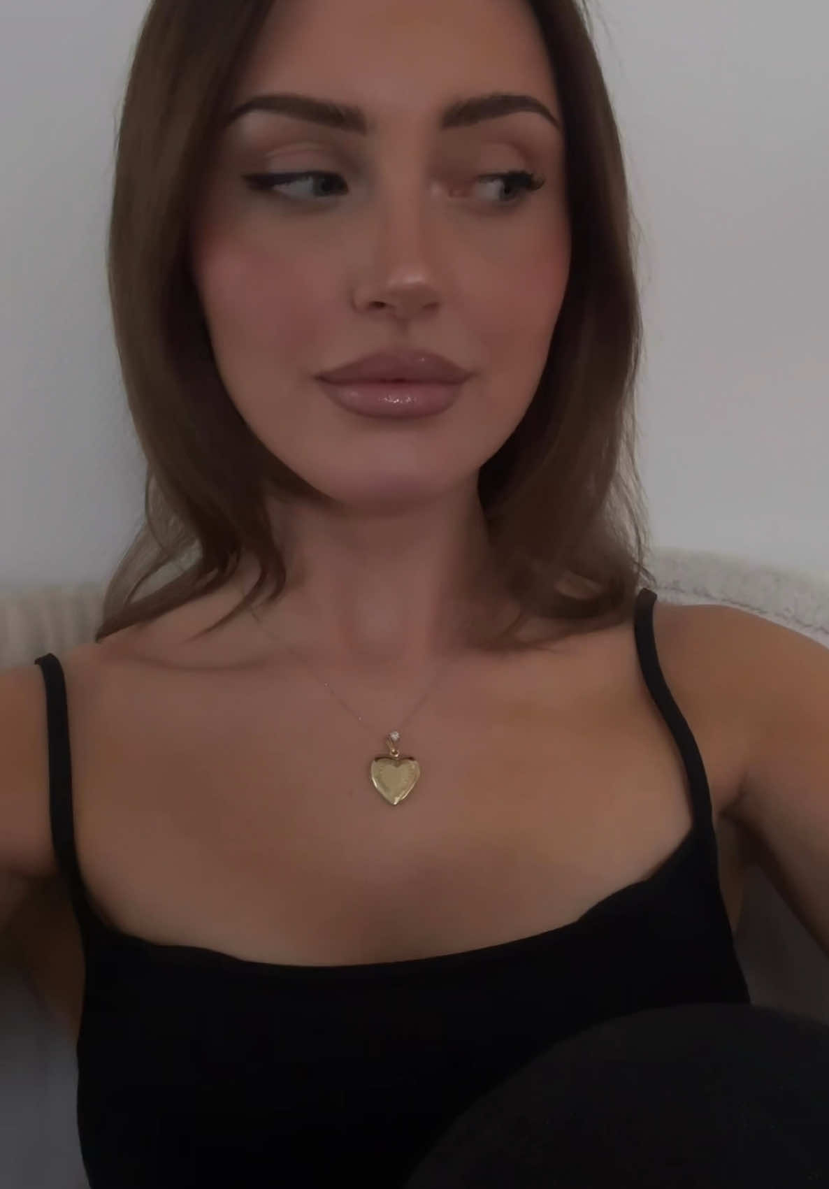 @anafenik