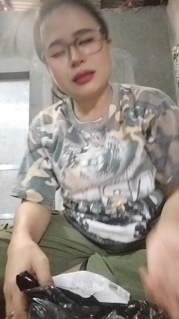 @Hyper_elmz